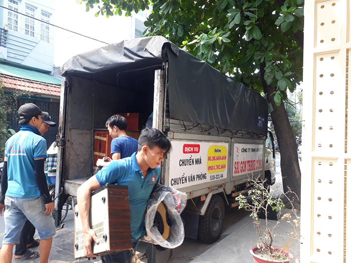 Dịch vụ thuê xe tải quận 1 giá rẻ - chuyên nghiệp tại Sài Gòn Thành Công